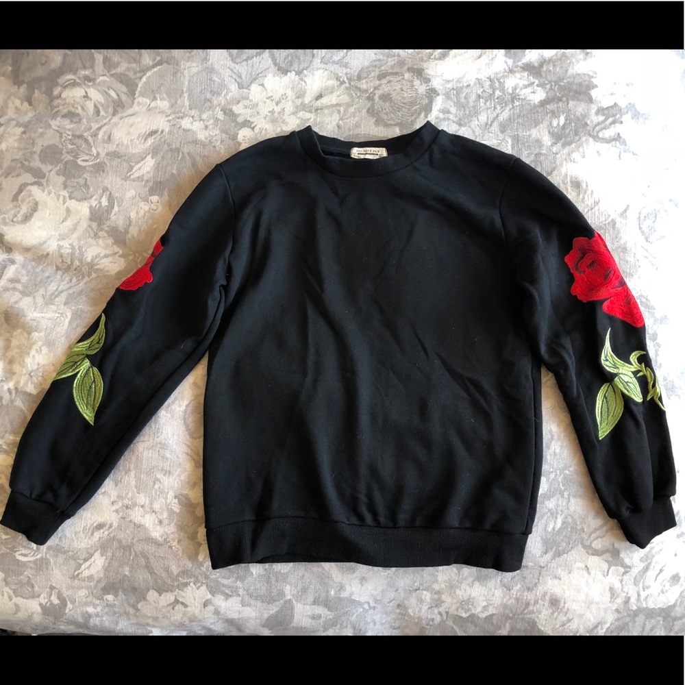 Vici Dolls embroidered rose sweater 🌹